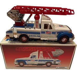 Brand New In Box Vintage 1995 Wilco Rescue Truck All Lights And Sounds Work.